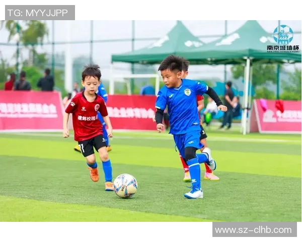 足球明星拍手瞬间精彩集锦图片分享让你感受激情与魅力